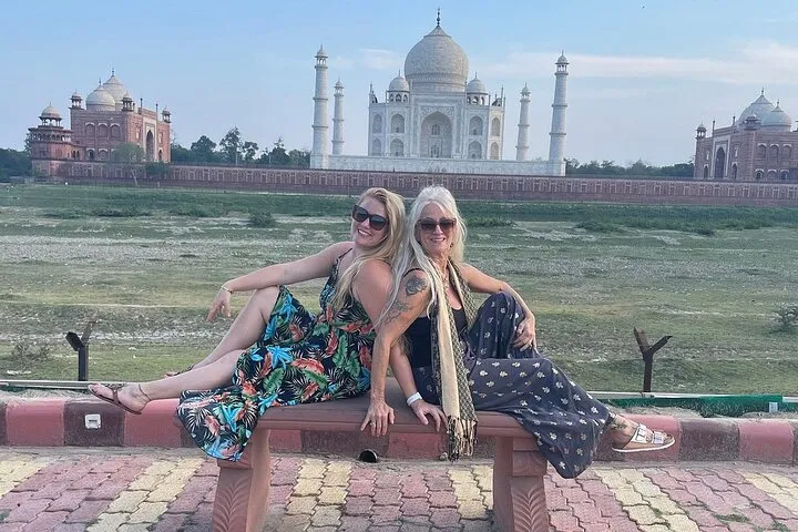 From Mumbai: Golden Triangle Luxury Tour with Flight & Hotels