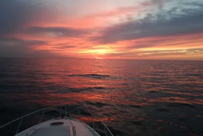 2 hour Sunrise Sailing Tour in Barcelona