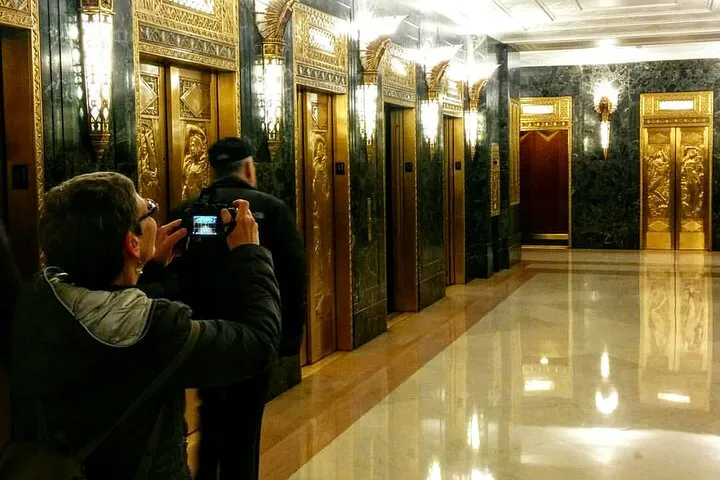 Chicago Architecture Walking Tour: Incredible Art Deco Interiors
