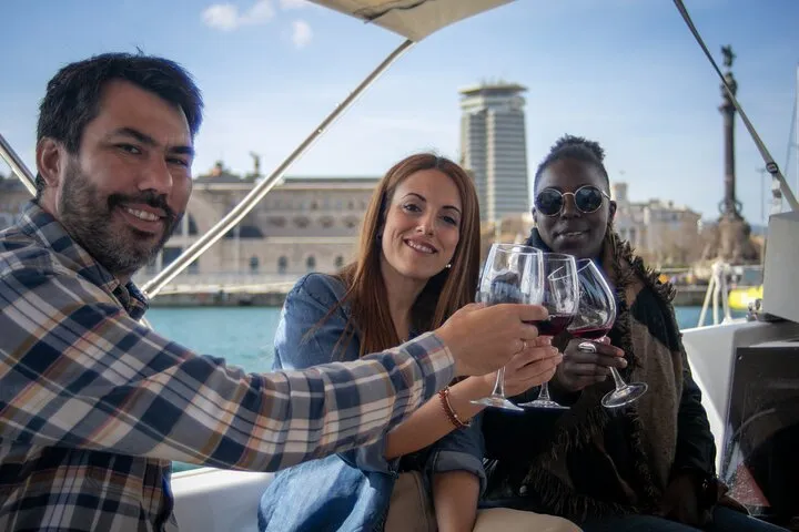 Sailing Tour and Tasting of Submarine wines on board