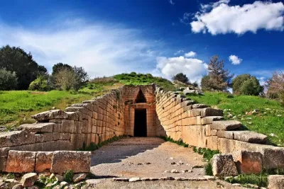 4-Day Greece Highlights Tour: Epidaurus, Mycenae, Olympia, Delphi and Meteora