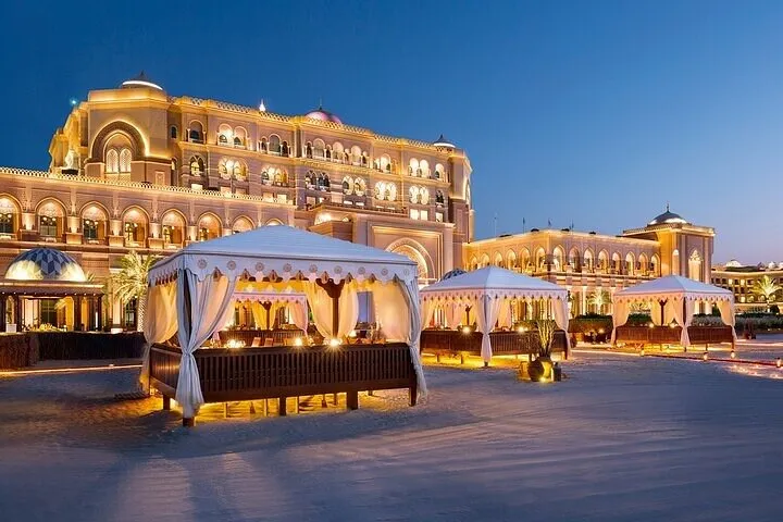 Abu Dhabi City Tour With Dinner At Emirates Palace From Dubai