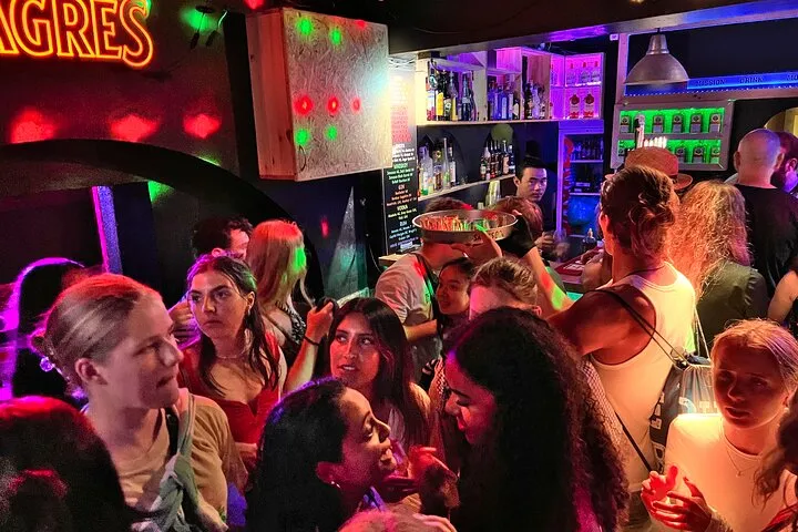Lisbon PubCrawl - Unlimited Drinks, shots and V.I.P club entry