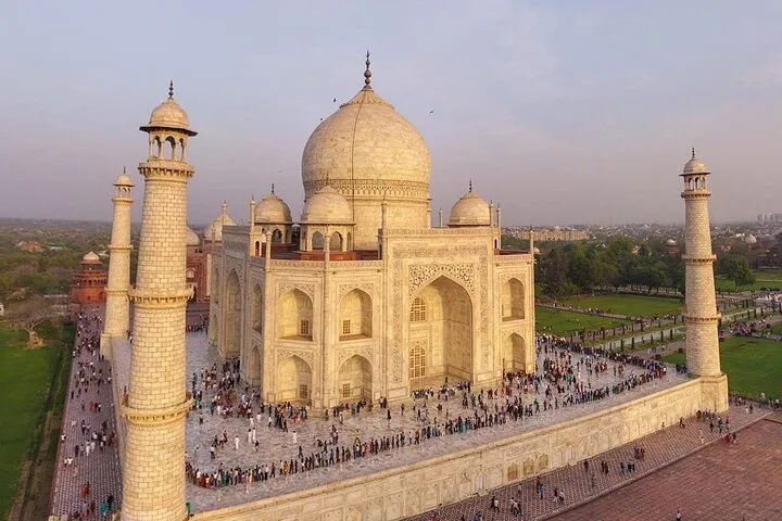 Taj Mahal, Agra Fort and Baby Taj Tour from Gurgaon/Gurugram