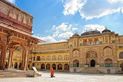 6 Days Luxury Golden Triangle Tour (Delhi Agra Jaipur Tour)