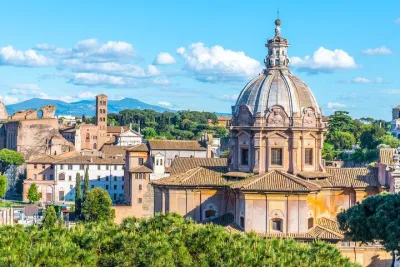 Private Walking Tour of Rome with Timber Boat Cruise