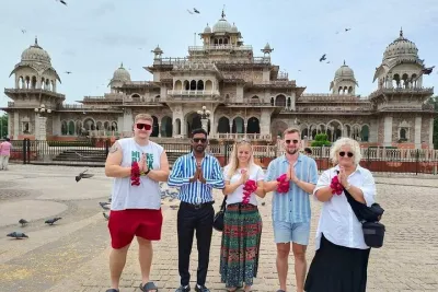 Jaipur City Tour with Traditional Flower Market Visit