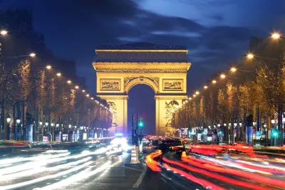 Paris Lights Evening Bus Tour with Eiffel Tower Summit Option
