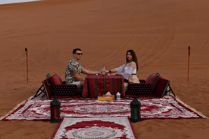 Full Day Private Desert Safari Tour with Live BBQ Dinner in Dubai