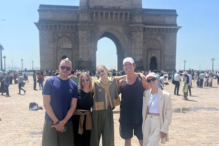 Private Mumbai 25 sights in one tour as recommended by Gigi Hadid