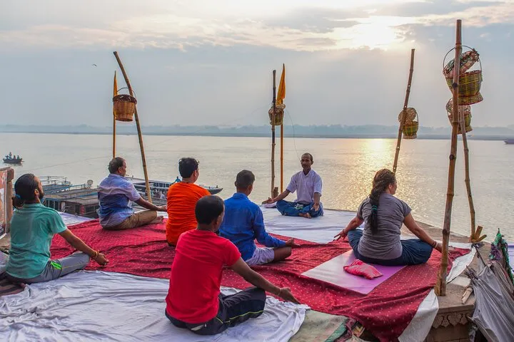 3 Hour Yoga Experience on the Ghats in Varanasi
