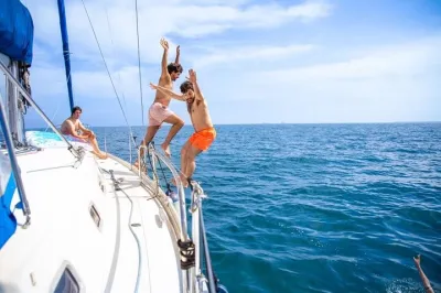Barcelona Sailing Tour with Swimming, Snacks and Drinks