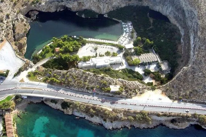 Sounio Poseidon Temple, Thermal Lake Swimming & Local Food Tour