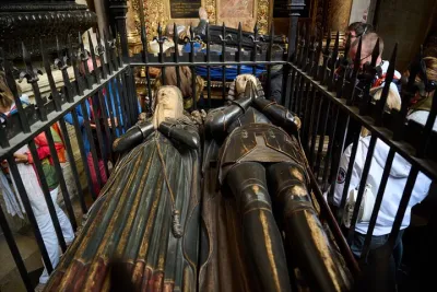 Westminster Abbey Tour with Guard Change & Big Ben