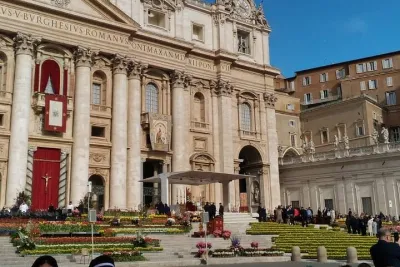 Easter Mass with Pope Leo XIV at Vatican : Private Tour Experience