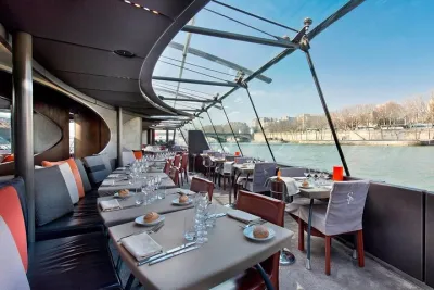 Paris Service Privilege Lunch Cruise - Bateaux Parisien