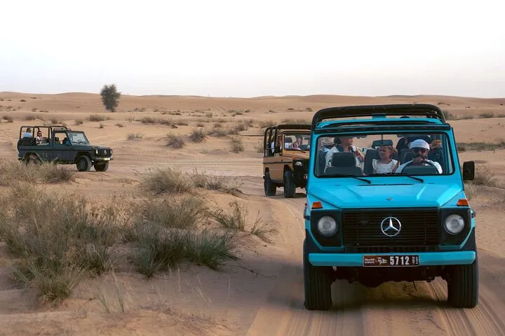 Dubai's Al Khayma Evening Heritage Safari in a Vintage Mercedes