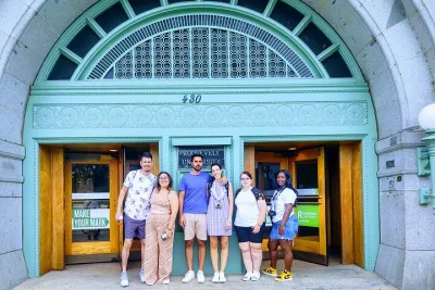 Chicago Downtown TV and Movie Sites Private 2-Hour Walking Tour