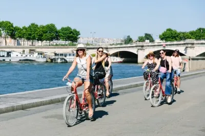 Secrets of Paris Bike Tour (English or Dutch)