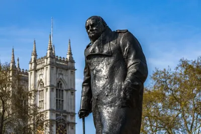 WW2 London Walking Tour & Churchill War Rooms Entrance Ticket