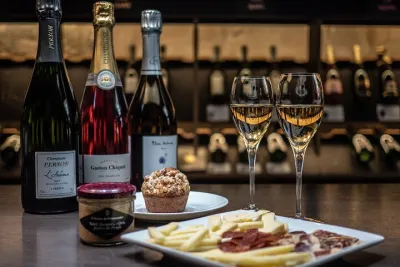 Bubbles and Bites: Viator's Perfect Champagne Pairing Formula