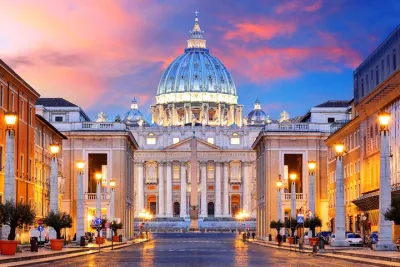 Private Tour: Deluxe Vatican Museum and St. Peter's Basilica with Hotel pick-up