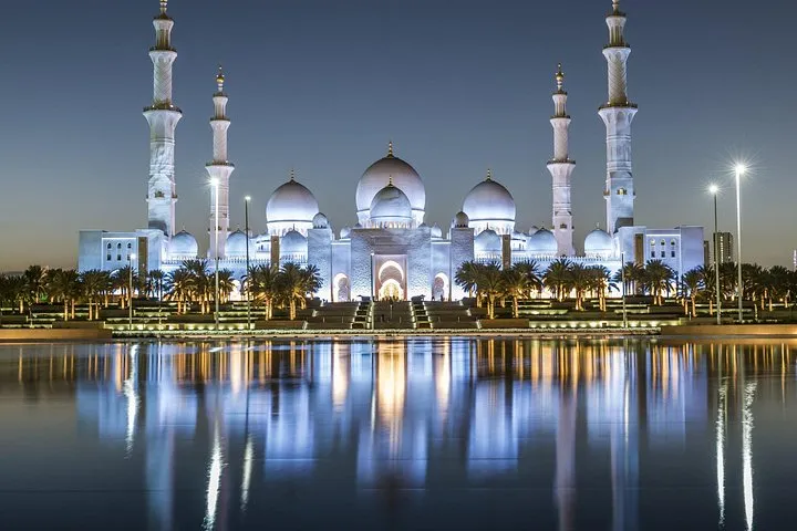 Sheikh Zayed Grand mosque and Qasr al Watan Tour From Dubai