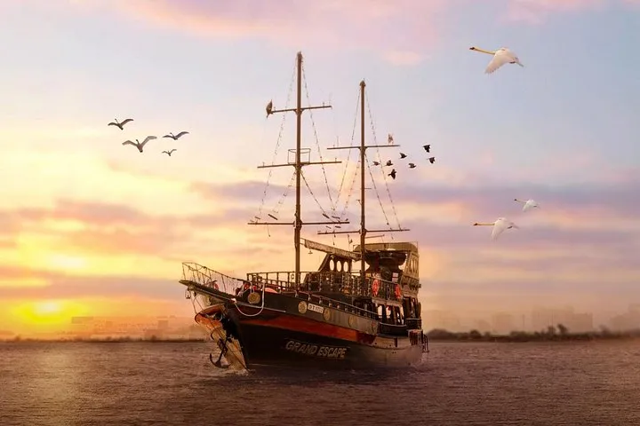 Black Pearl Pirate Boat Sightseeing Cruise with Transfers