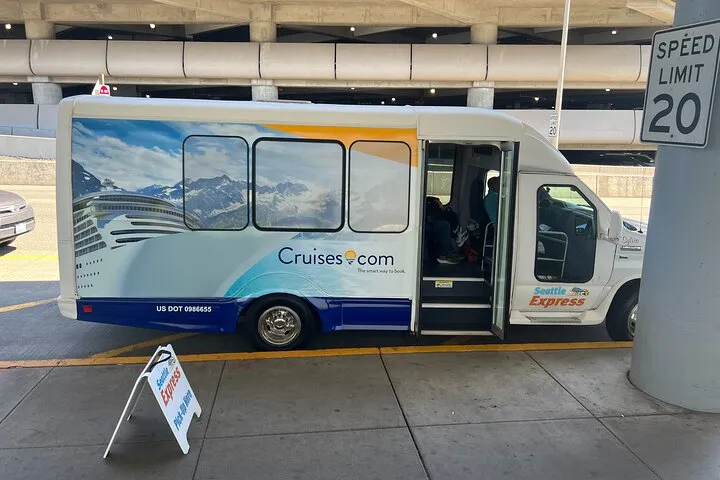 One-Way Transfer: SeaTac Airport to Seattle Piers 66 & 91