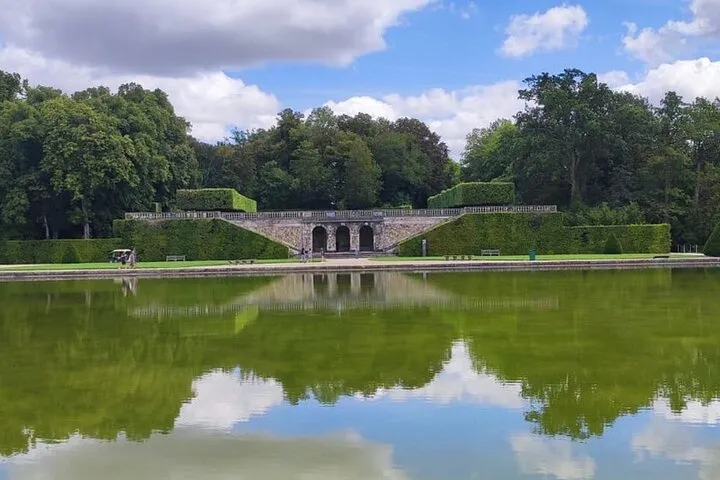 Private tour of the Great Christmas of Vaux le Vicomte and Fontainebleau