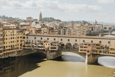 Private Skip-the-Line Uffizi Gallery and Vasari Corridor Tour