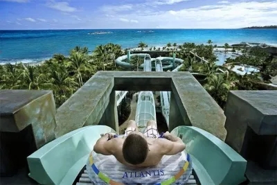 Atlantis Water Park & lost chamber aquarium w/ optional transport