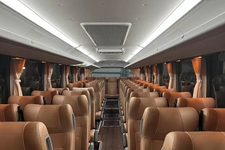 Bus rent for Dubai full day chauffer groups for events or tour