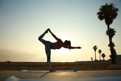 Yoga and Sailing Experience in Barcelona