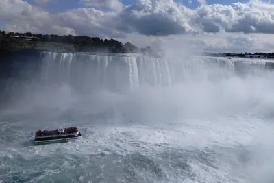 USA Maid of the Mist Boat ride with Guided Tour