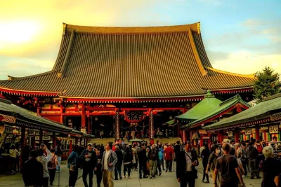 Tokyo in 6 Hours: Private Subway Tour with Licensed English Guide