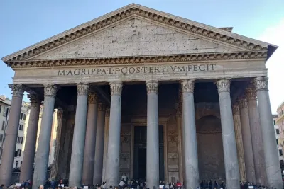 Underground Trevi Fountain + Pantheon/Spanish Steps -PRIVATE TOUR