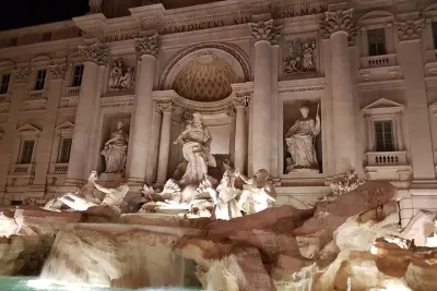Underground of Trevi Fountain, Spanish Steps PRIVATE TOUR