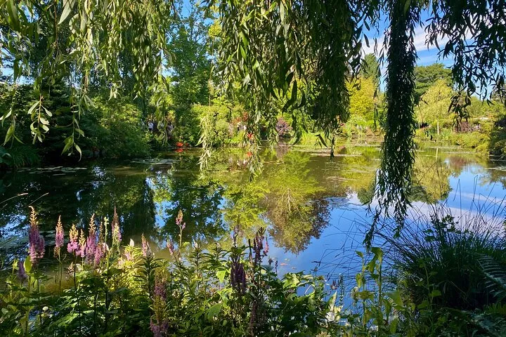 Giverny Half-Day Small-Group Tour from Paris – Max 7 Guests