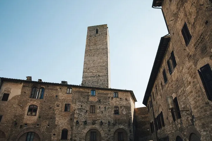 Private Transport to San Gimignano and Volterra from Florence