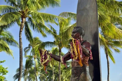 Honolulu's Waikiki Self-Guided Walking Audio Tour