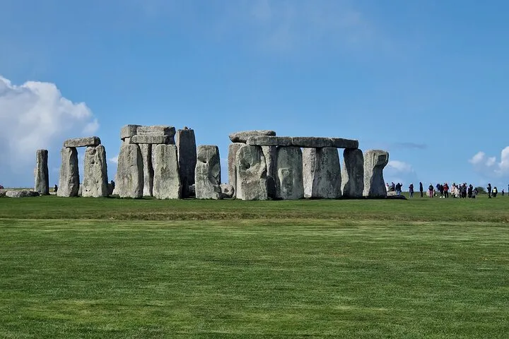 6 Hour Stonehenge Audio Guided Tour