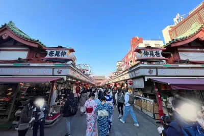 Tokyo: Asakusa Walking Tour of Sensoji Temple & Surroundings