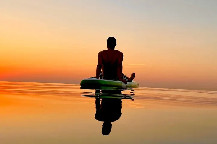 Sunrise paddle surf (guided) in Barcelona