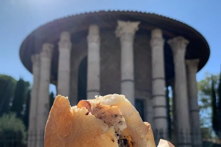 Semi Private Rome's Authentic Roman Food Tour