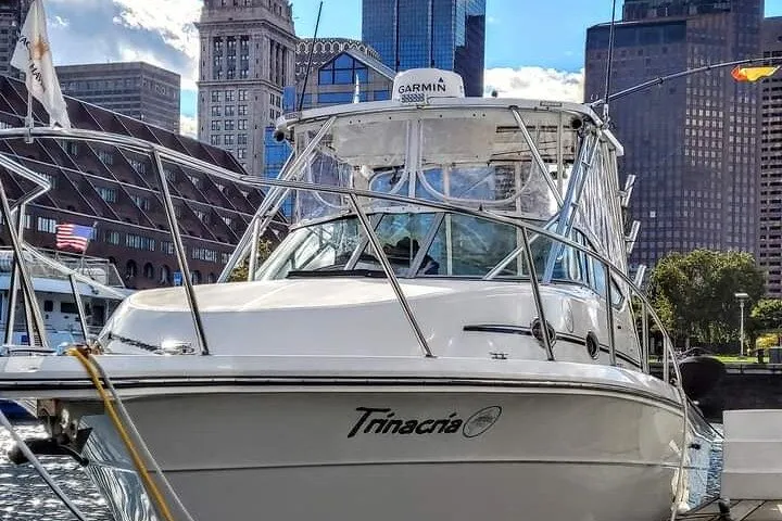 Cruise - Sightsee - Foliage in Boston, on Private Yacht Trinacria