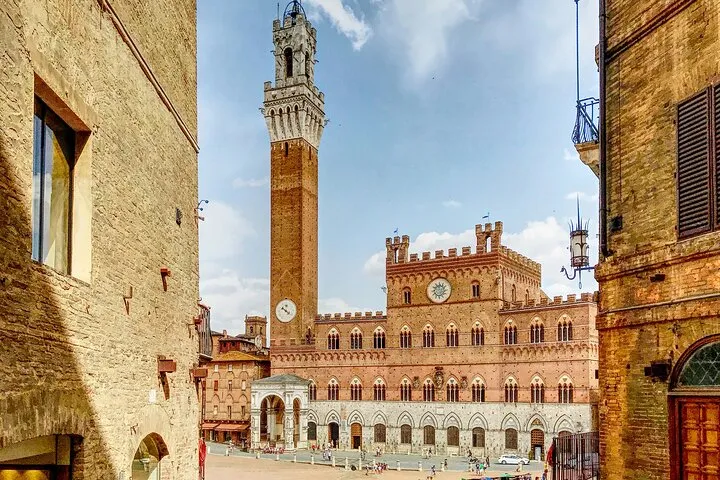 Pisa, Siena, San Gimignano and Chianti: Tuscany Day Trip by minivan