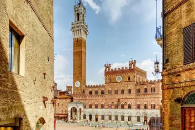 Pisa, Siena, San Gimignano and Chianti: Tuscany Day Trip by minivan