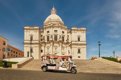 1 Hr City Tuk Tuk / Electric Car Tour of Lisbon