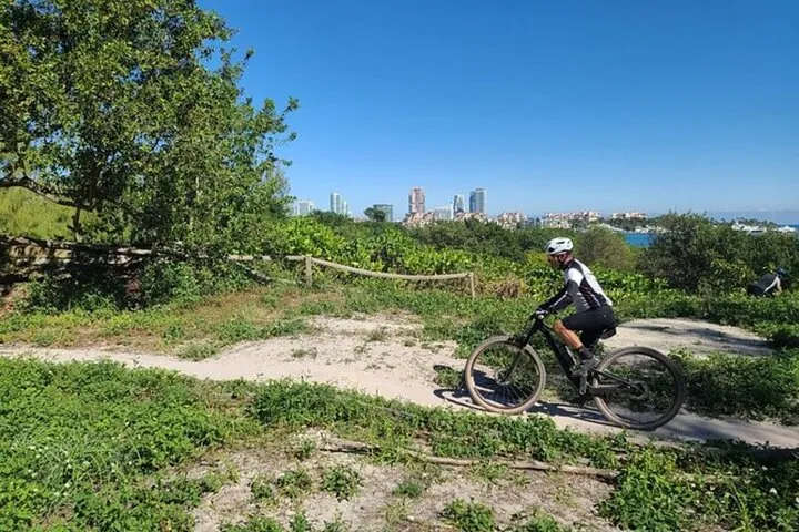Miami Mountain Biking in Virginia Key Trails